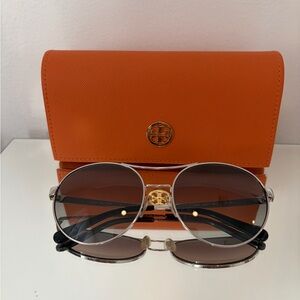 Tory Burch Sunglasses with Orange Case